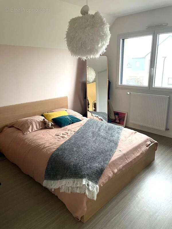 Appartement à CINTRE