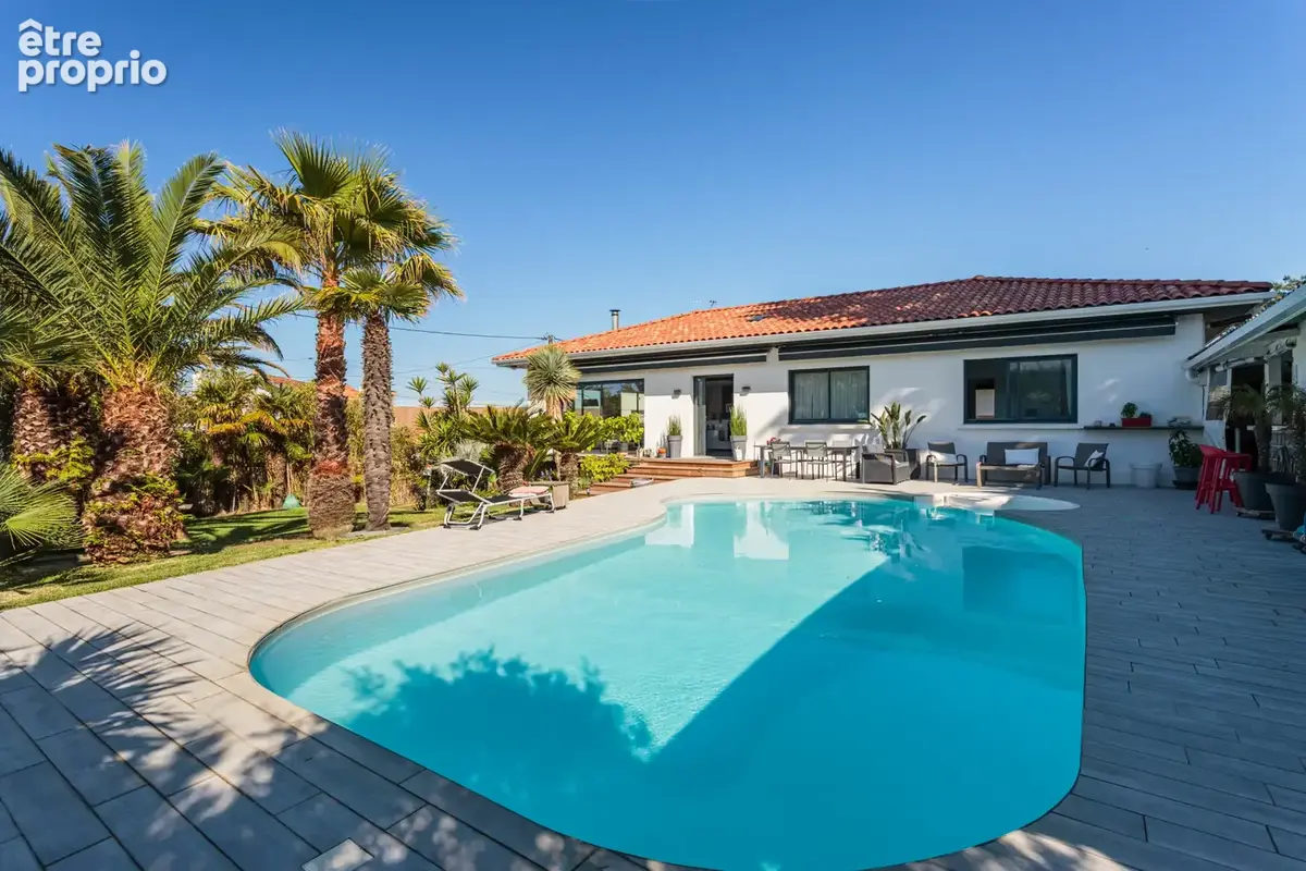 Une adresse rare au cœur du triangle d’or d’Anglet - photo 3