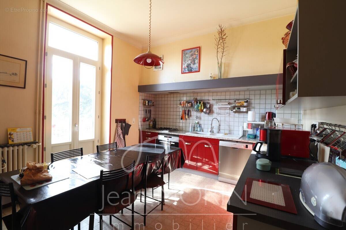 Maison à TOURNON-SUR-RHONE