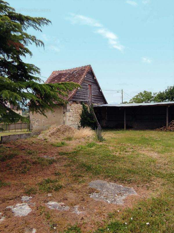 Maison De Pays Chambon 4 pièce(s)  grandes dépendances - photo 7