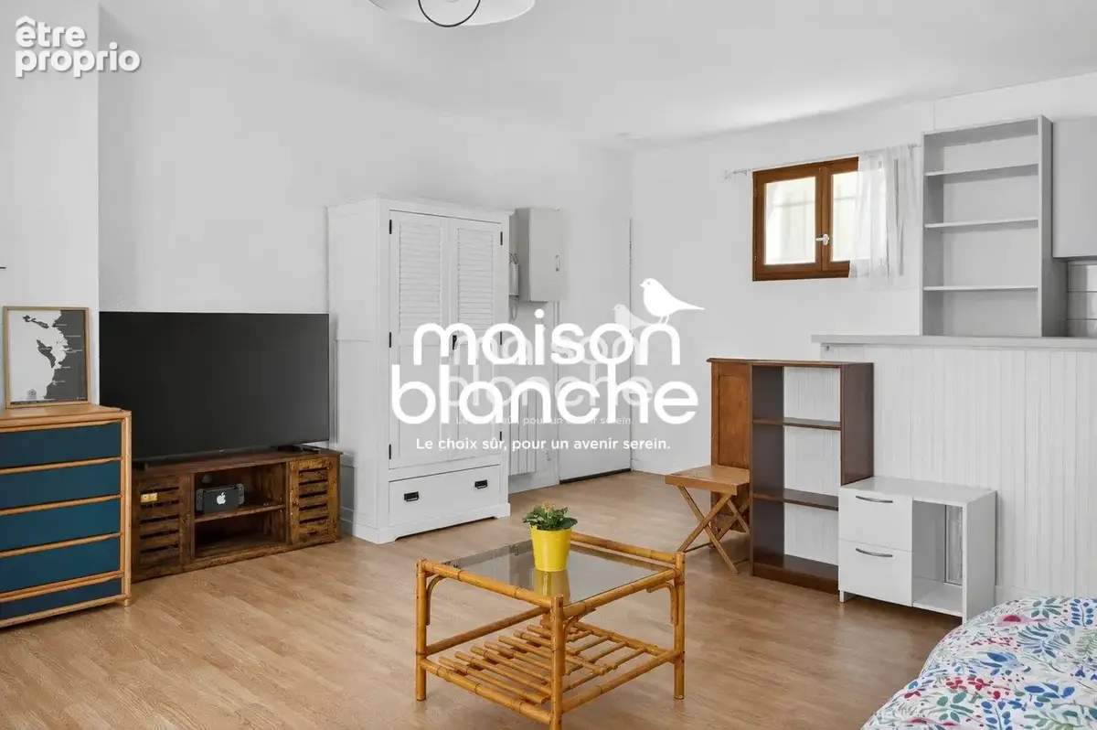 LOGEMENT 1