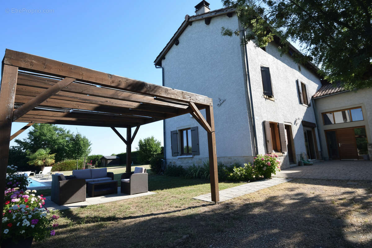 Maison à MARCILLY-D'AZERGUES