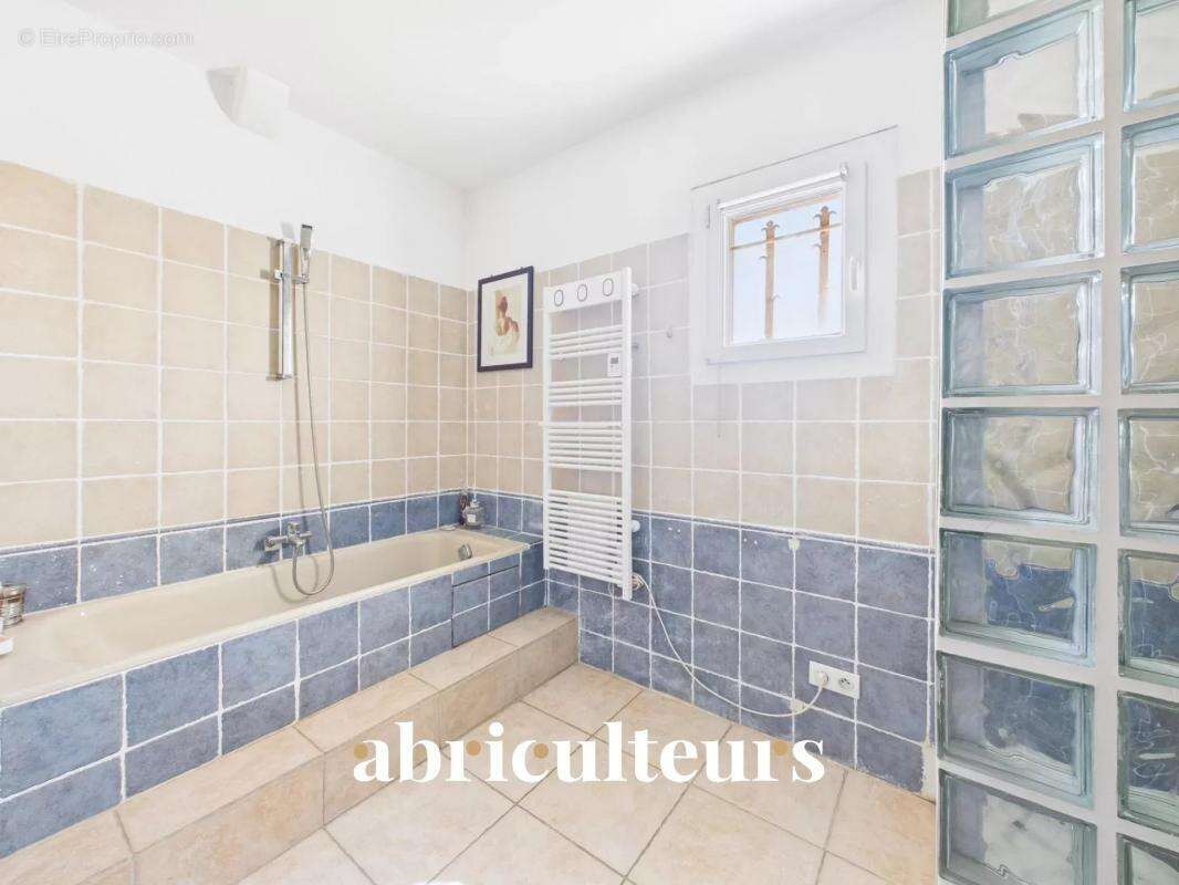 Maison à BOUC-BEL-AIR