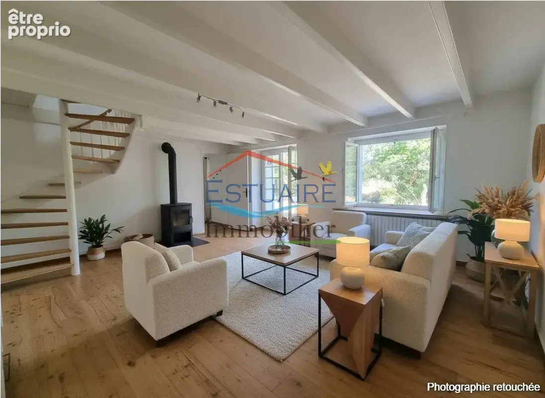 Maison 144 m² à Saint-Etienne-De-Montluc  - photo 5