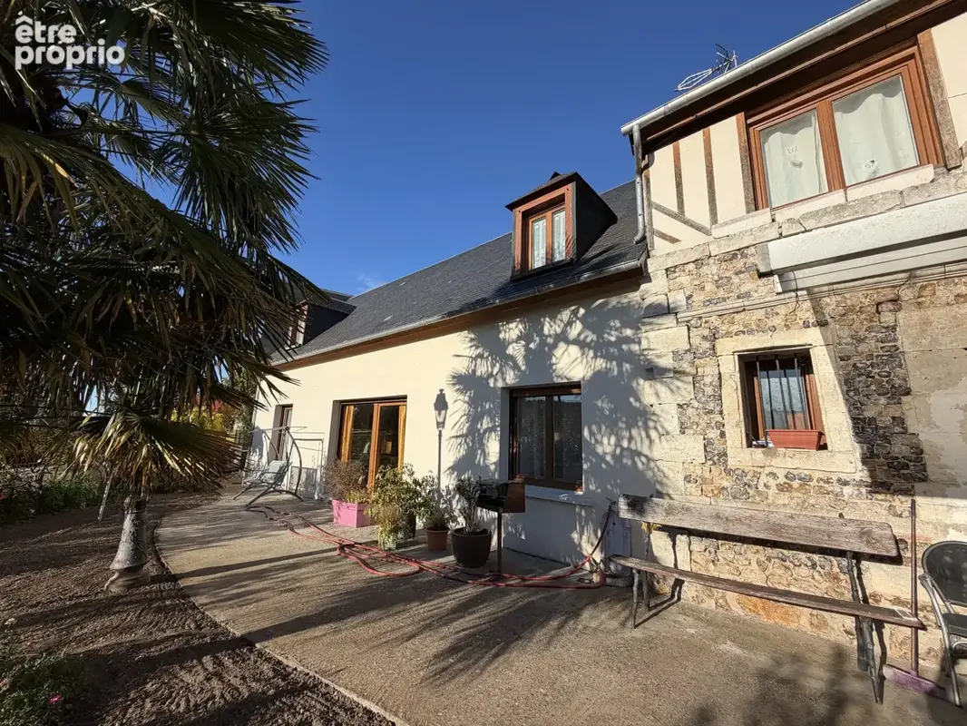 Maison 6 pièces 223 m² à vendre à Beaumont-Le-Roger (27170) - photo 3