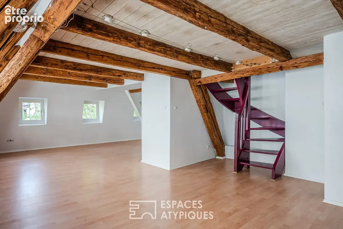 Duplex niché sous les toits au coeur de la Grande Île - photo 2