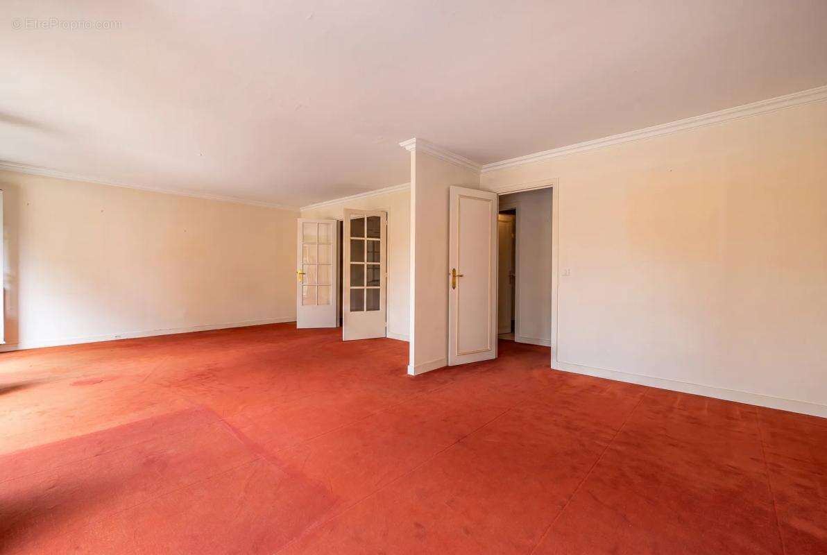 Appartement à VERSAILLES