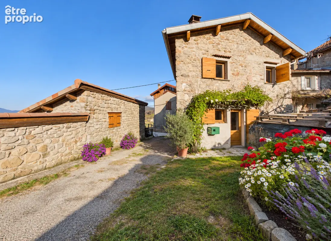 Maison à SAINT-BASILE