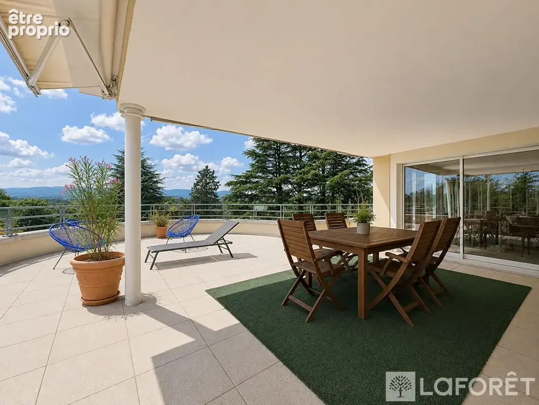Charbonnière- Superbe appartement Toit Terrasse T5 - photo 2