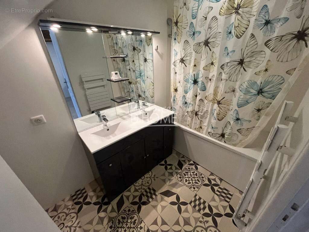 Appartement à COURTOMER