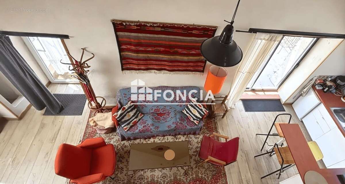 Maison de caractère en pierre avec jardin clos, studio indépendant et dépendances : un lieu de vie authentique aux multiples pos - photo 4