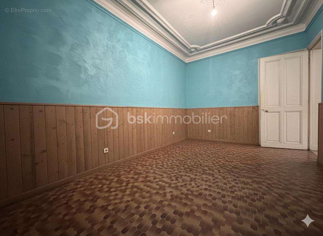 Maison à SECHILIENNE