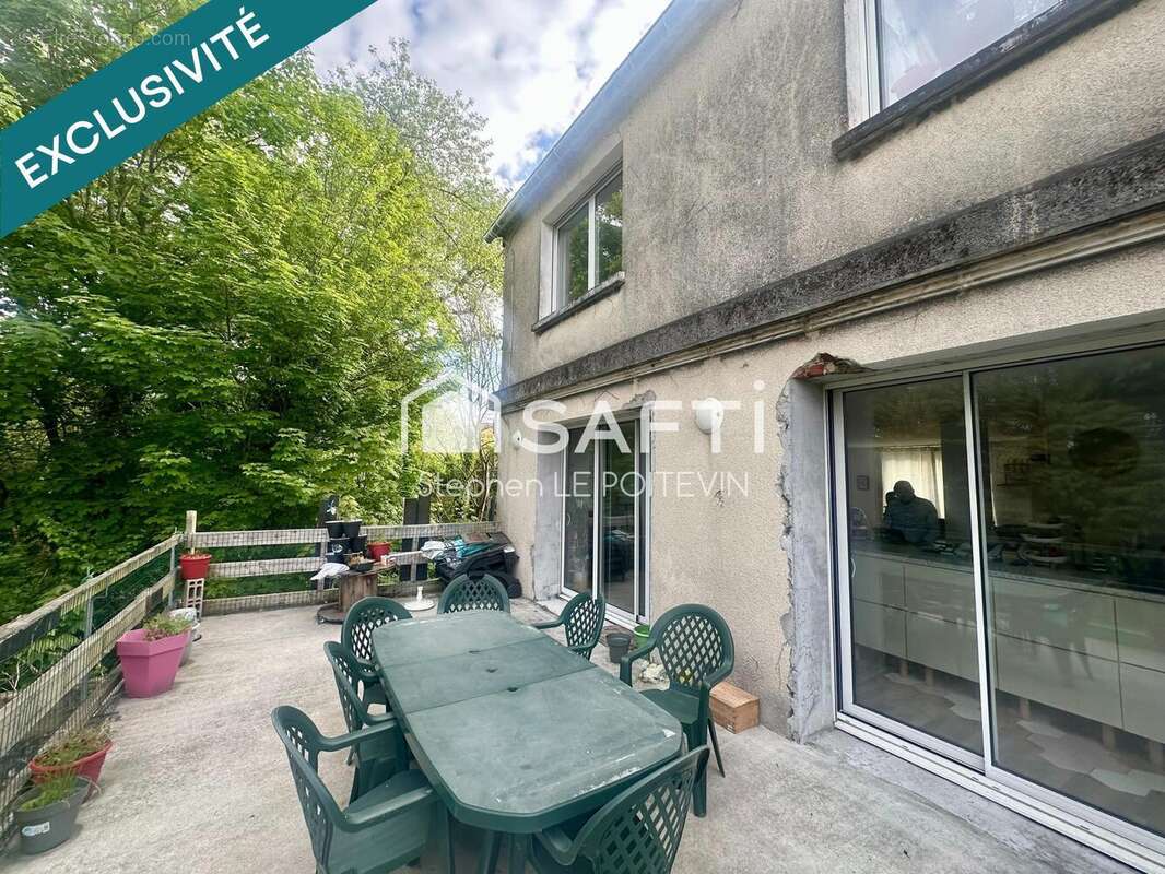 Photo 2 - Maison à SAINT-LEONARD