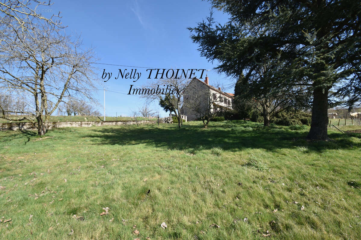 Dépt.23. DONTREIX, ANCIEN CORPS DE FERME en pierre, 7 pièces, dépendances, terrain de 8 774 m2 - photo 17
