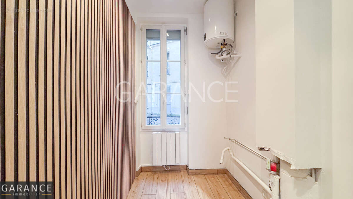 Appartement à PARIS-14E