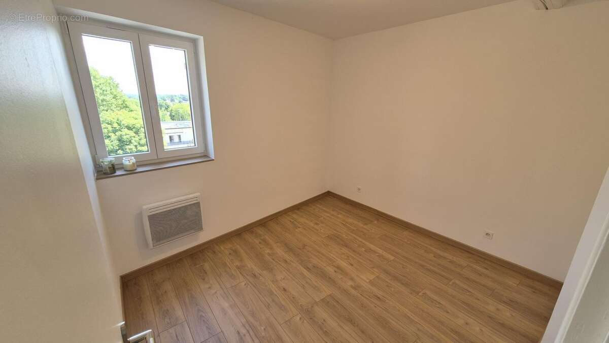 Appartement à CHARLY