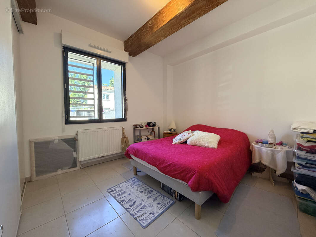 Appartement à L'ISLE-SUR-LA-SORGUE