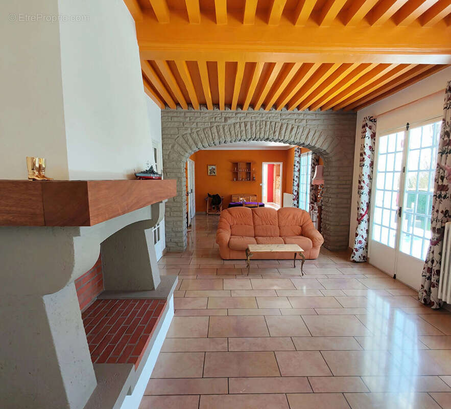 Maison à BARD-LES-EPOISSES