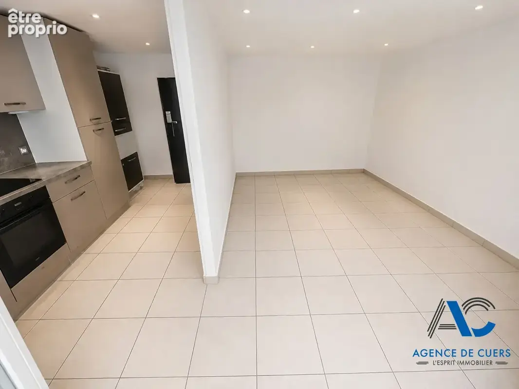 Maison Cuers 116m2+ 38m² de garage et 25m² terrasse - photo 2