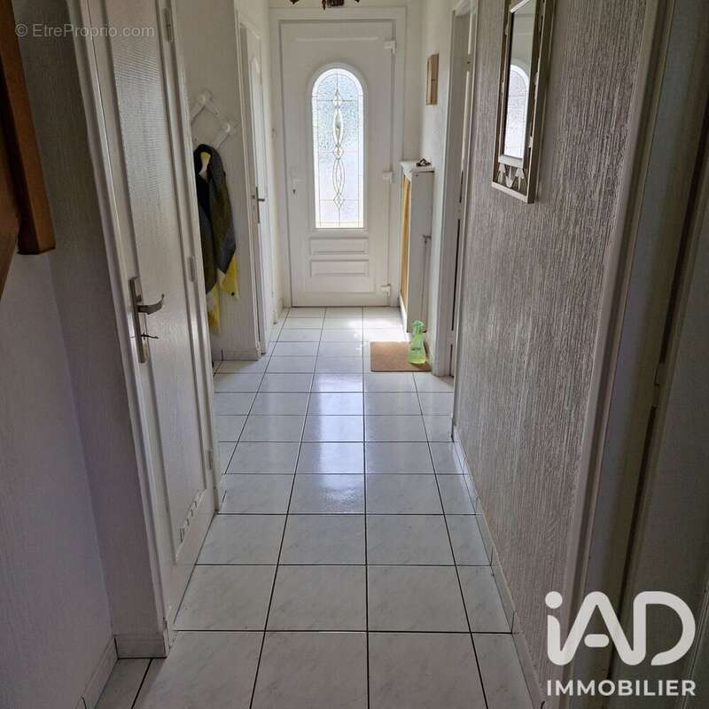 Maison 118 m² à Grande-Synthe  - photo 6