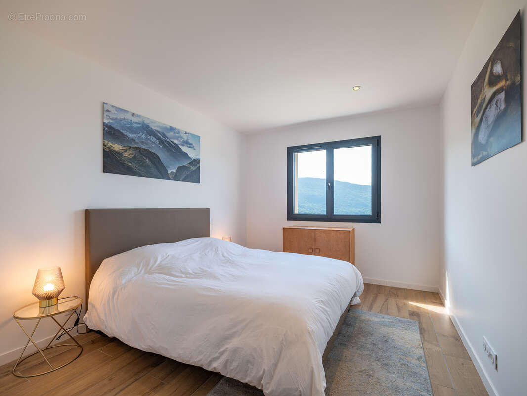 Maison à SAINT-JORIOZ