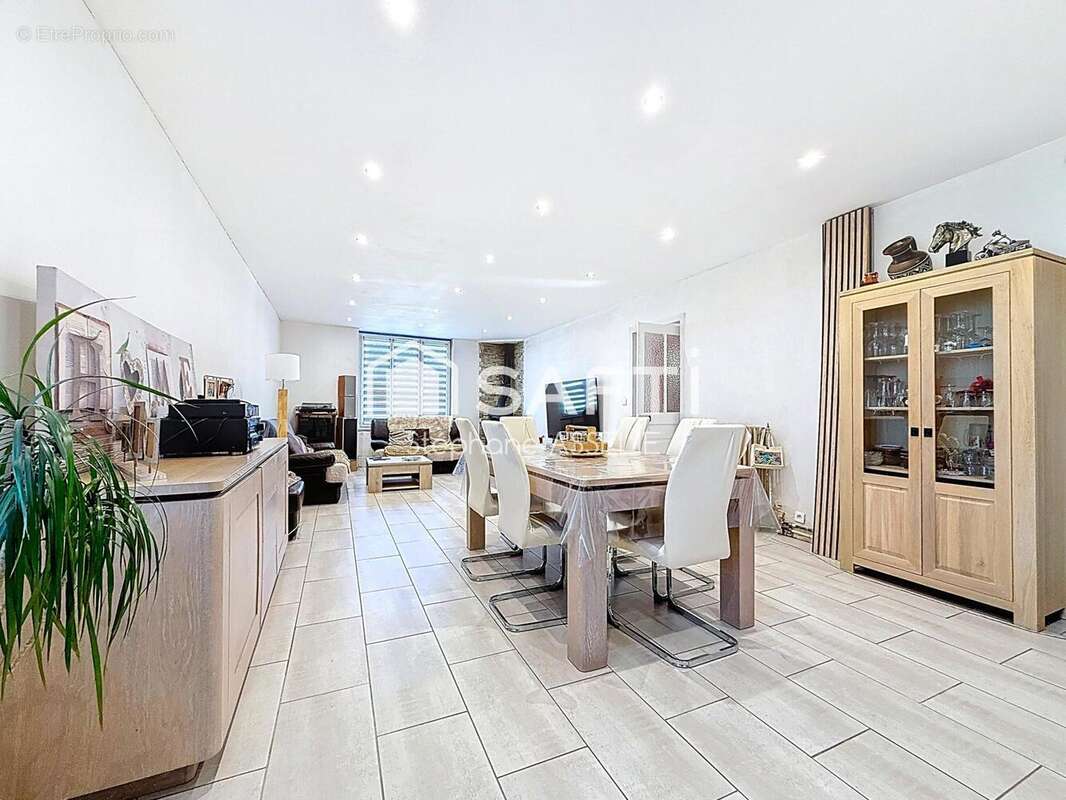 Photo 3 - Maison à LA CHAPELLE-LA-REINE