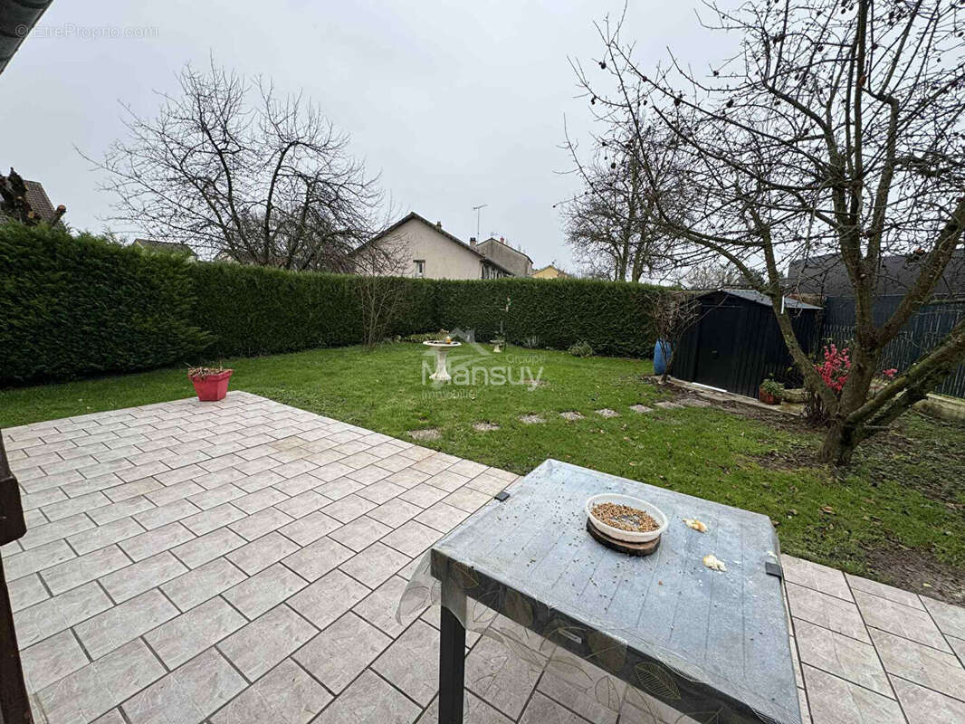 Maison à SAINTE-MENEHOULD