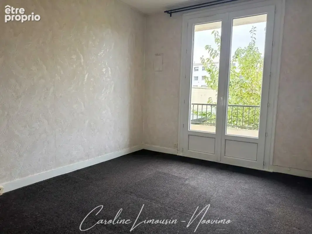 CHOLET HYPERCENTRE Appartement 3 chambres - photo 8