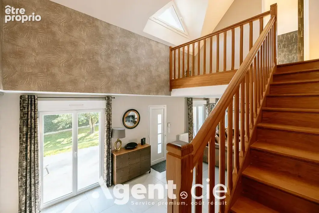 Maison 8 pièces 231 m² à vendre à Bayeux (14400) - photo 9