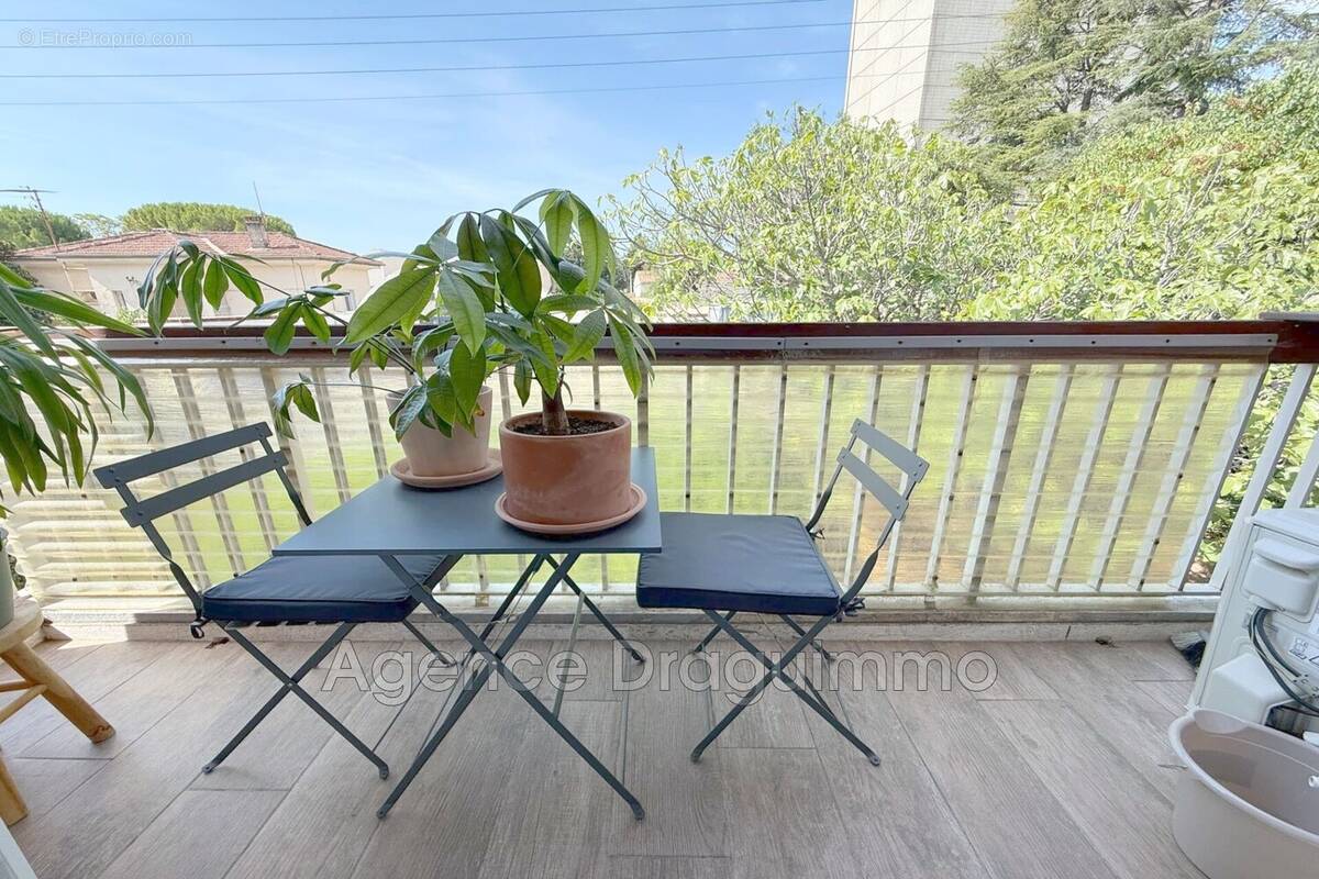 Appartement à DRAGUIGNAN