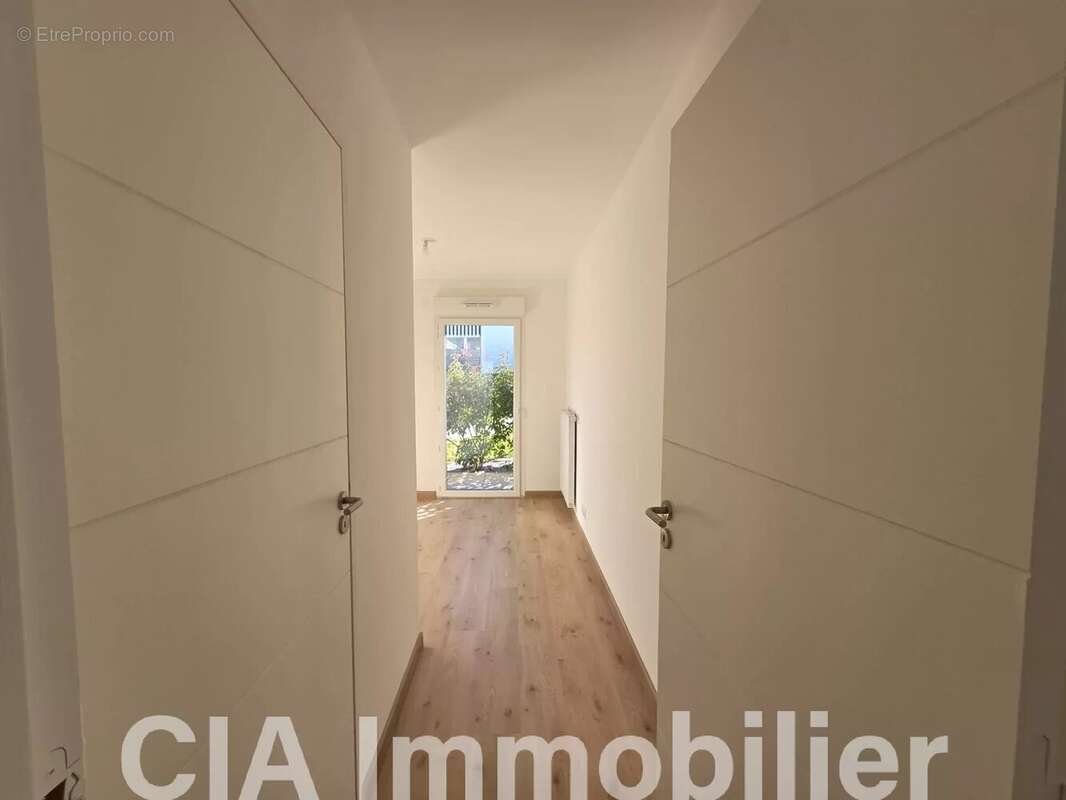 Appartement à REIGNIER