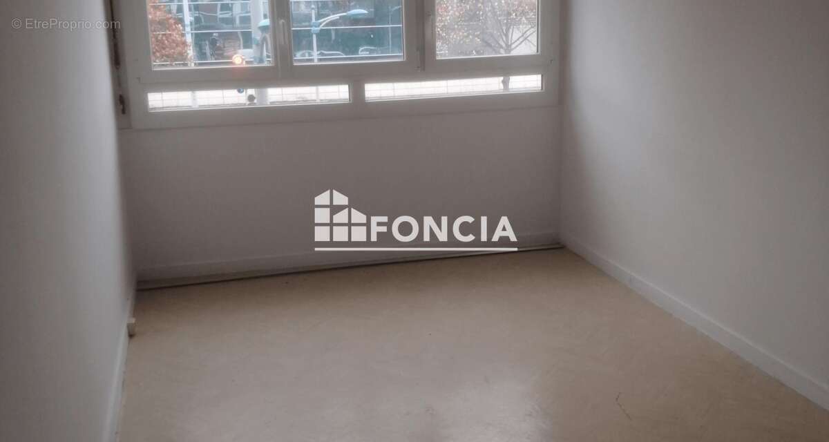 Appartement à SARCELLES