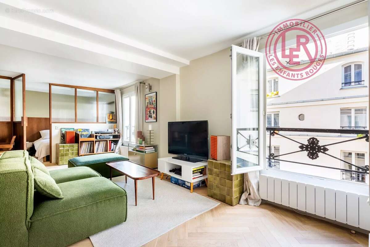 Appartement à PARIS-10E