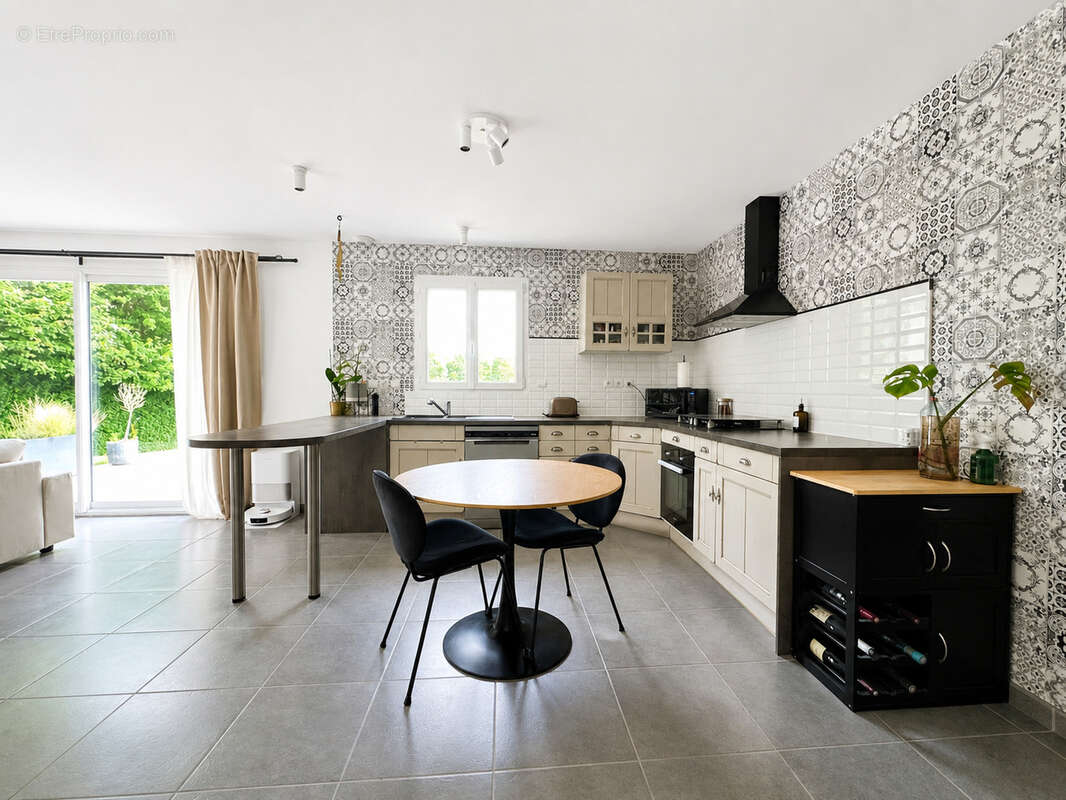 Maison à BRIQUEMESNIL-FLOXICOURT