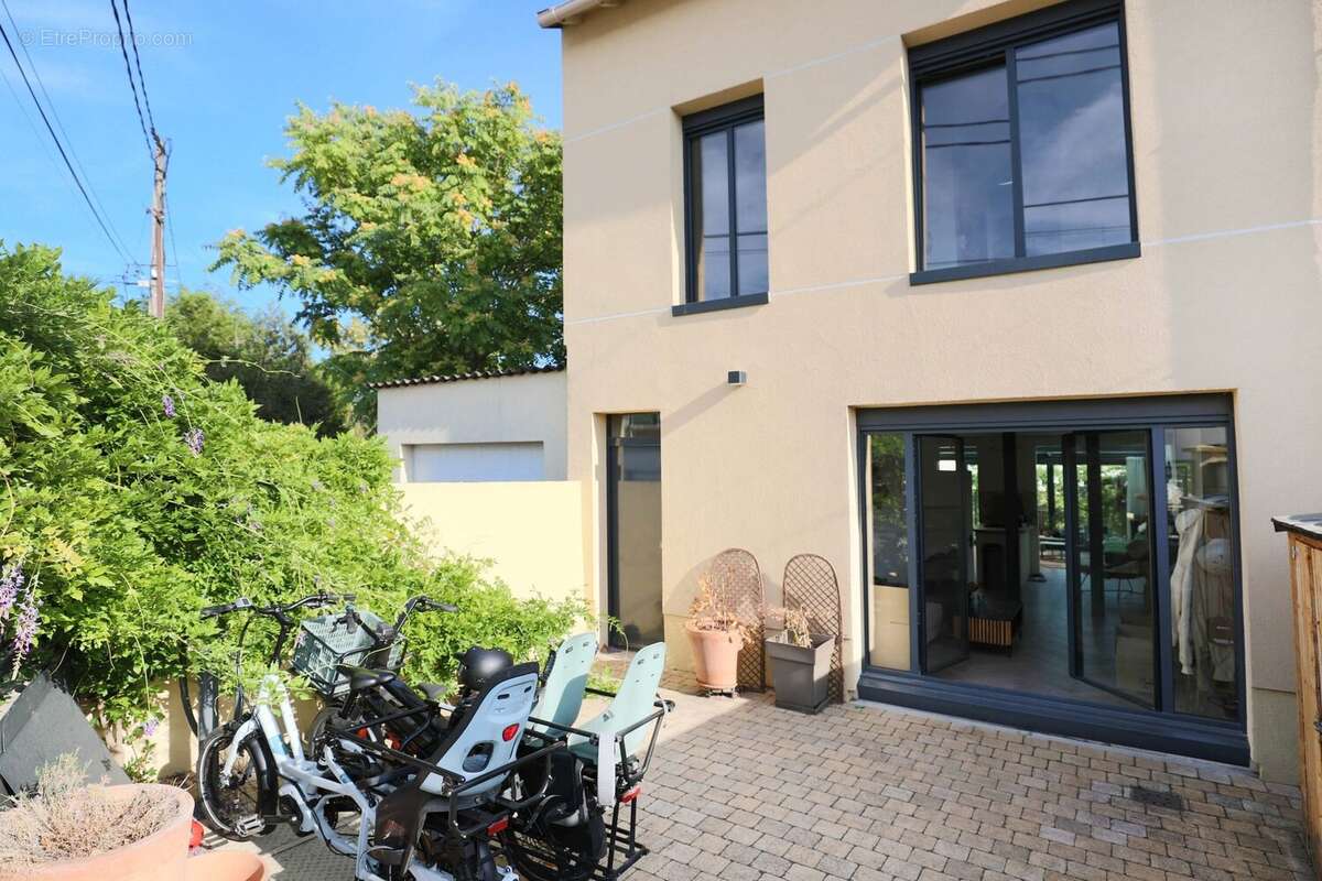 Maison 111 m² à Montreuil  - photo 9