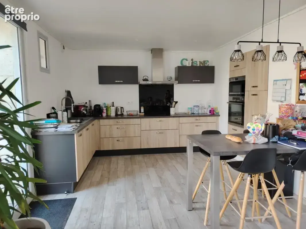 Belle maison en pierre avec dépendance et potentiel locatif sur un terrain de 1100 m² Beaumont Saint Cyr - photo 3