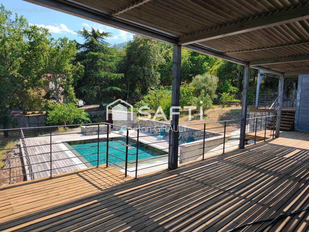 Maison 294 m² à Corte  - photo 3