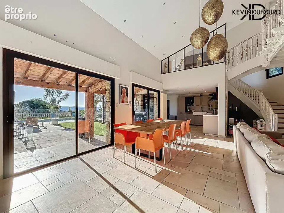 Maison 14 pièces 432 m² à vendre à Saint-Etienne-De-Fontbellon (07200) - photo 4