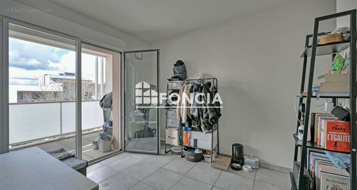 Castelnau-le-lez STUDIO 23 m2 avec terrasse et stationnement - photo 9