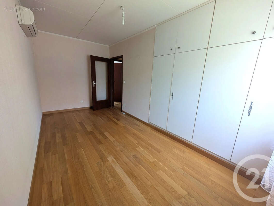 Maison 174 m² à Sarry  - photo 11