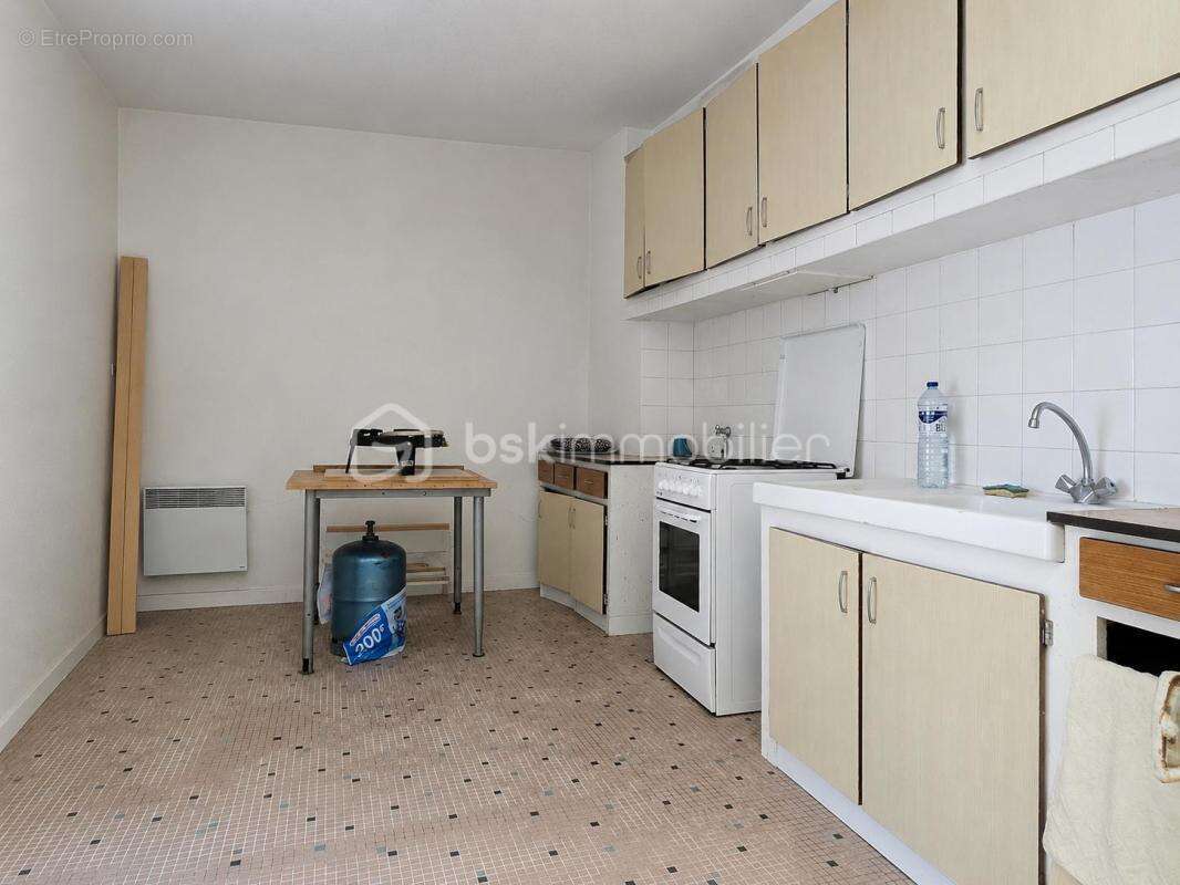 Double maison – dépendances – terrain constructible à 15 min des herbiers - photo 14