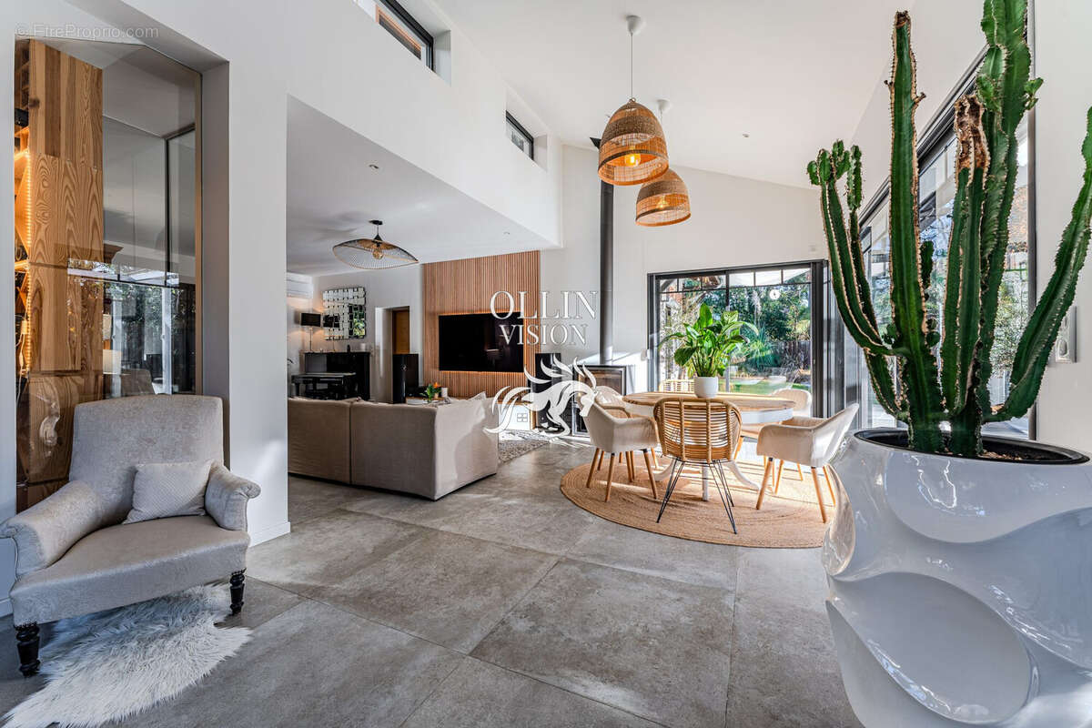 Maison à LE BOUSCAT