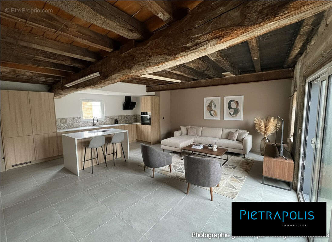 Maison 100 m² à La Salle  - photo 3