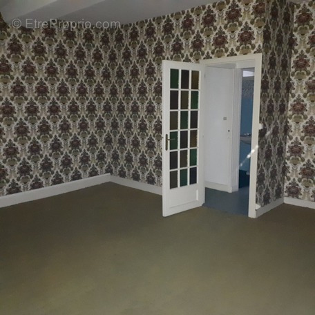 Maison à VILLAINES-LA-JUHEL