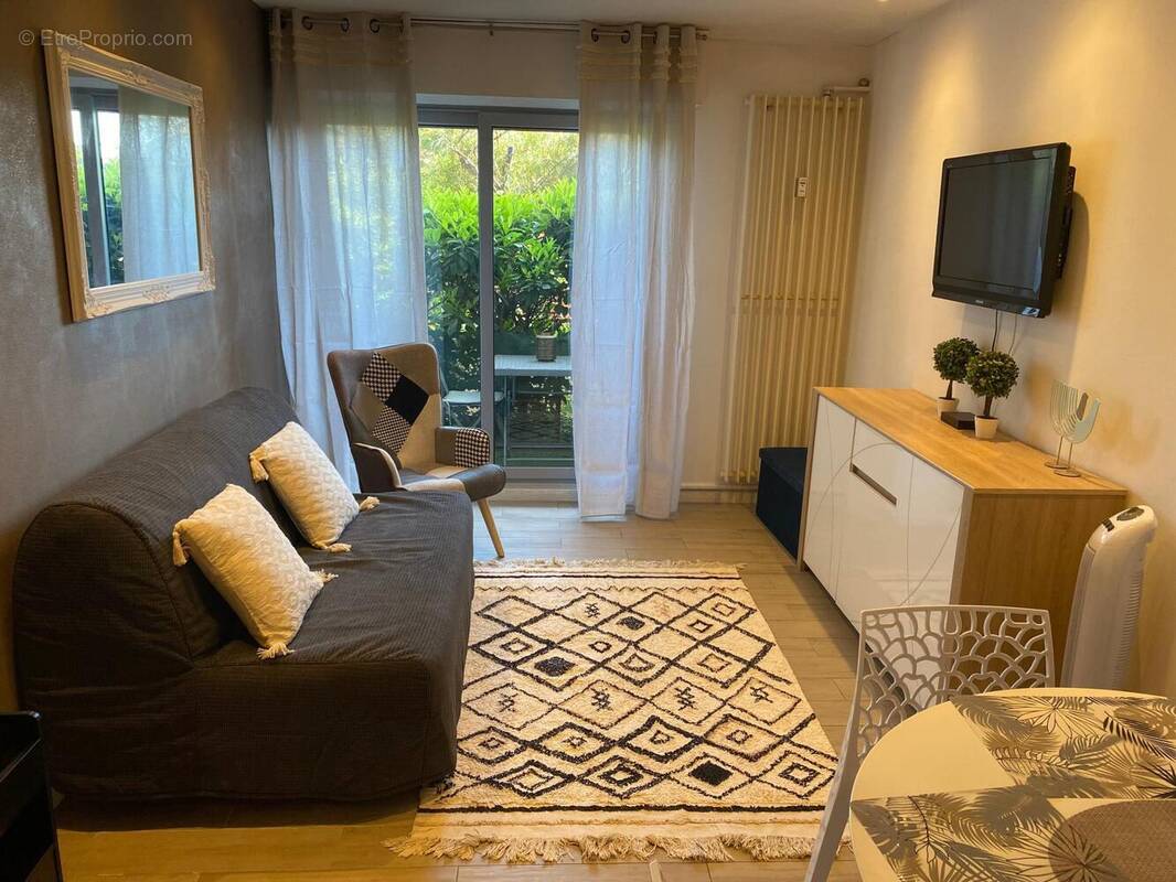 Photo Appartement à Mandelieu-La-Napoule au prix de 179 000€