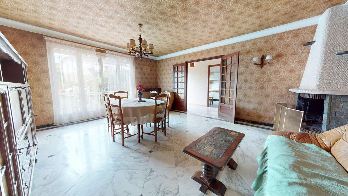 Maison à ROSNY-SOUS-BOIS