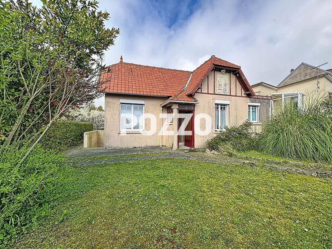 Maison à AGON-COUTAINVILLE