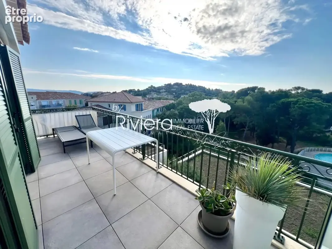 T4 dernier etage avec piscine et double box ! - photo 17