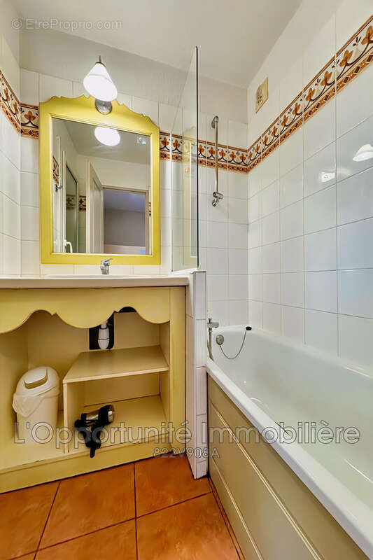 Appartement à MANDELIEU-LA-NAPOULE