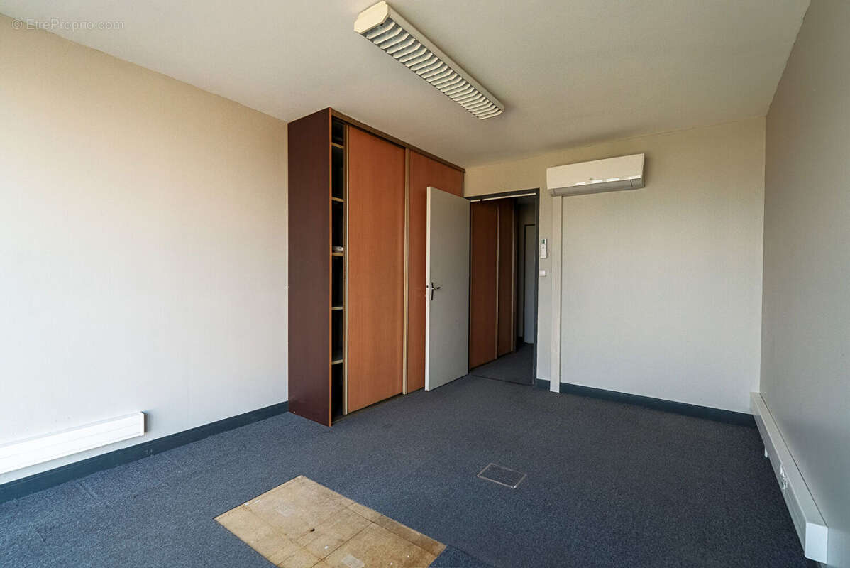 Commerce à CARCASSONNE